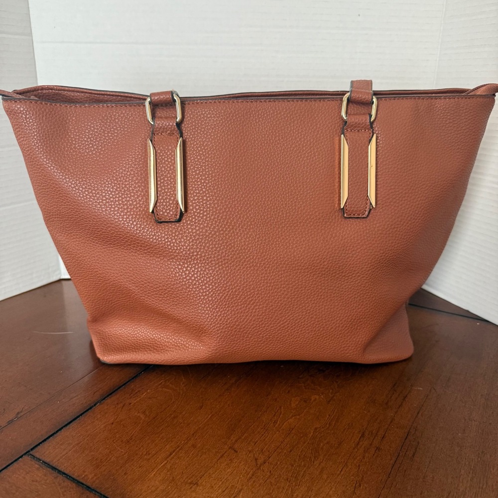 Mathew Julian Tote Bag Brown Faux Leather‎ Gold Accents Top Zip Lined Interior